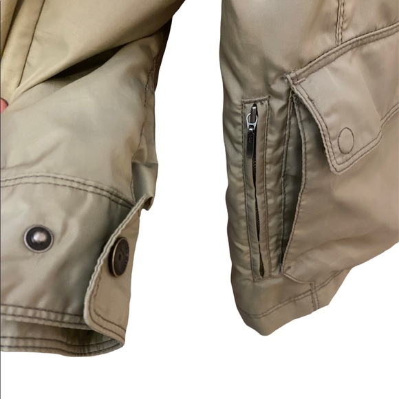 Tommy Bahama Men’s Nylon Field Jacket - Picture 7 of 7